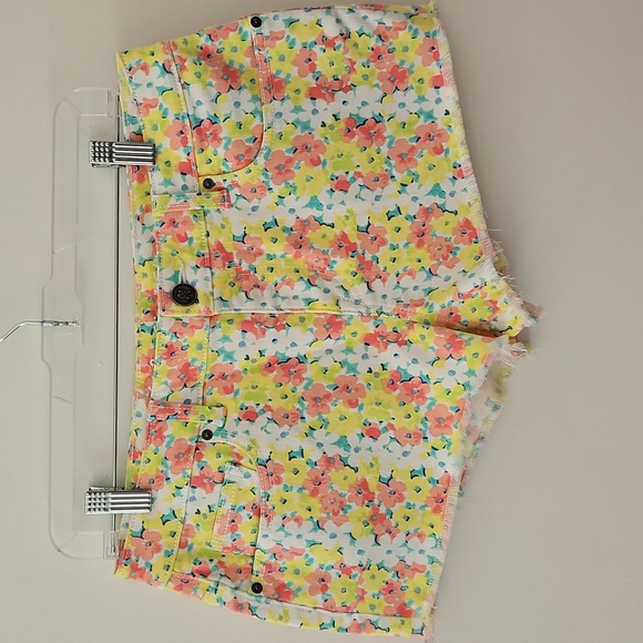 Victoria's Secret Pants - Victoria's Secret Boyfriend Short Yellow Pink Floral‎ Fringe Hem Size 4